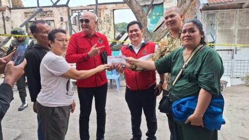 Fraksi PDIP DPRD Kota Medan Bantu Korban Kebakaran Asrama Kobek