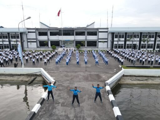 Sambut HUT Ke-79, Jalasenastri Korcab I DJA I Laksanakan Olahraga Bersama Prajurit&PNS Lantamal I