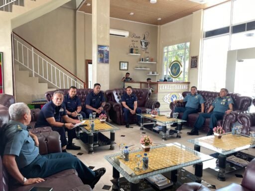 Perwira Tertua Lanal Sabang Terima Courtesy Call Yayasan Hang Tuah Belawan Di Mako Lanal Sabang