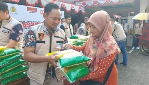 Satgas Pangan Polda Jateng Gelar Gerakan Pangan Murah, Warga Antusias Dapat Beras Murah