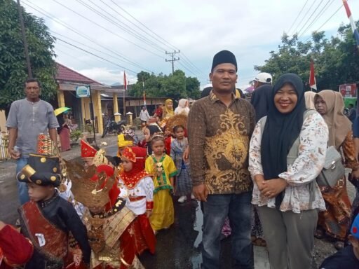 Semarak Karnaval Desa Bonan Dolok Kabupaten Mandailing Natal Meriahkan HUT RI ke-80