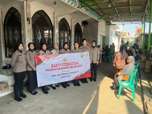 Polwan Polres Metro Bekasi Kota Gelar Bakti Kesehatan Gratis, Dapat Apresiasi Masyarakat