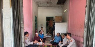 Kapolres Madina Serahkan SPT Jasa Raharja Almarhumah Fathia Kepada Orang Tuanya*