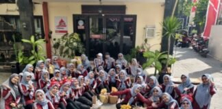 HUT RI Ke-80,Ketua DWP Bappeda Sumenep,Ajak Semua Elemen Untuk Tumbuhkan Budaya Kerja Yang Sehat