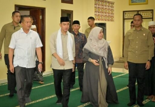Kunjungi Ponpes Qamarul Huda Bagu NTB, Gibran Disambut Lantunan Shalawat