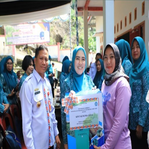 Ketua Pkk Lampung Barat Partinia Parosil Mabsus Dorong Ketahanan Pangan Keluarga