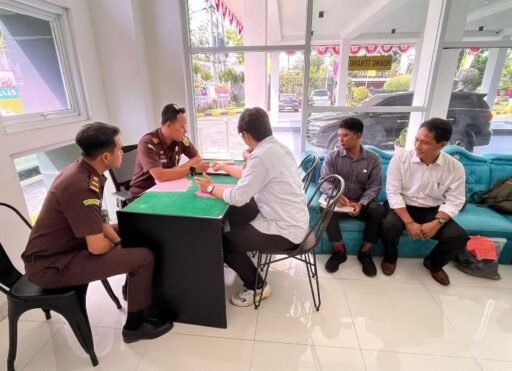 Tersangka Kasus Penganiayaan Hingga Tewas Diserahkan Polsek Sandubaya ke Kejari Mataram