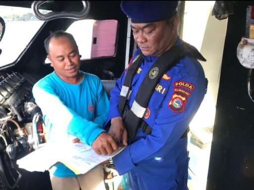 Kapal Polairud Polda NTB KP XXI-2015 Gelar Patroli 24 Jam Amankan Laut Jelang MotoGP