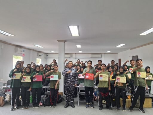 Danlanal Bintan Sebagai Narasumber Bela Negara Mahasiswa Politeknik Bintan