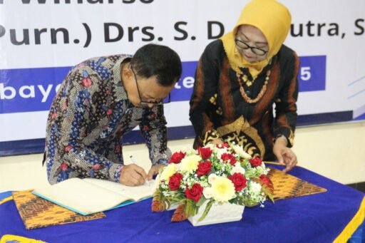 Jabatan Ketua Paguyuban Purna Bhakti Yayasan Hang Tuah Surabaya Diserahterimakan