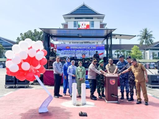 TNI Prima, Sinergi TNI Di Maluku Gelar Pasar Murah dan Pembagian Sembako Songsong HUT Ke-80 TNI