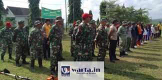 Warna Baru di Desa Pacing: Karya Bhakti TNI Wujudkan Lingkungan Bersih dan Hijau
