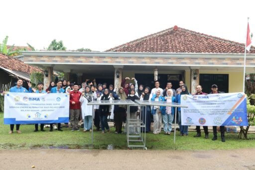 Sosialisasi Pemanfaatan Panel Surya untuk Pelaku UMKM di Bogor, Jawa Barat