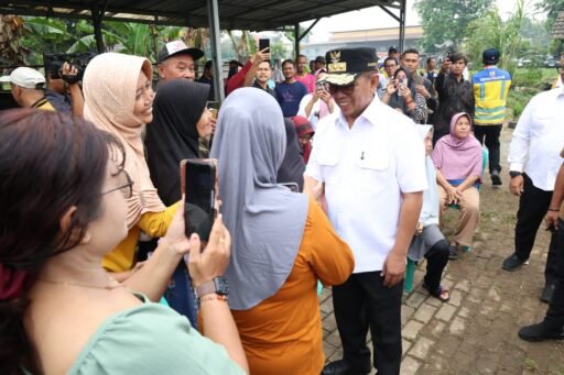 Andra Soni Tinjau Sungai Penyebab Banjir di Balaraja, Siapkan Solusi Komprehensif