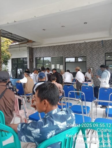 Kepala Desa dan Prades di Kecamatan Banjarsari Jalani Test Urine