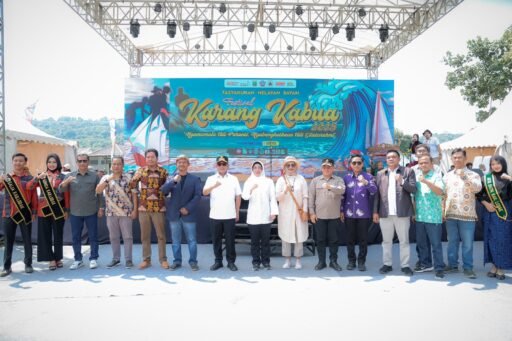 Andra Soni Resmikan Festival Karang Kabua di Lebak, Ajak Masyarakat Jaga Budaya dan Laut