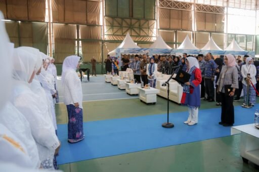 Tinawati Andra Soni Lantik Pengurus Dekranasda Serang, Tekankan Peran UMKM dan Budaya Lokal