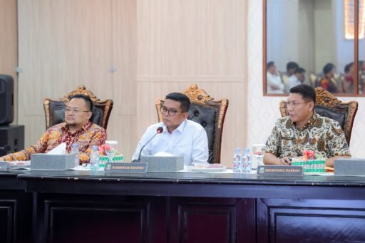 Gubernur Banten Tegaskan Penguatan Regulasi Truk Tambang demi Keselamatan Masyarakat