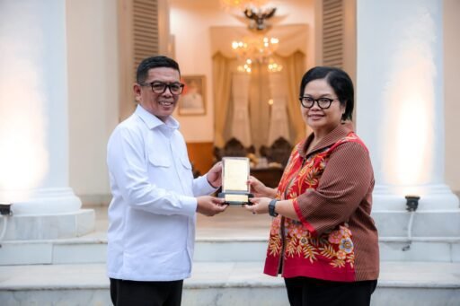 Silaturahmi Perdana, Gubernur Andra Soni Sambut Kajati Banten Bernadeta Maria Erna Elastiyani