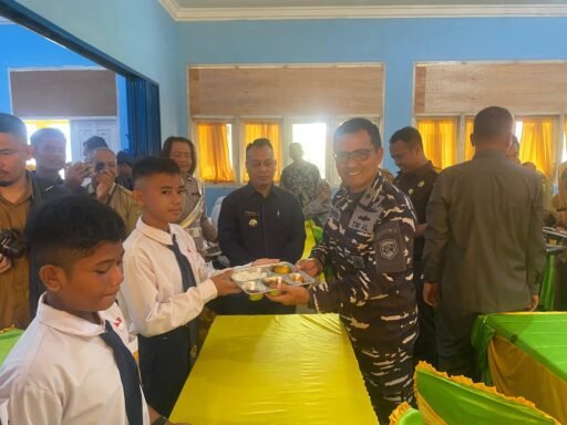 Danlanal Dabo Singkep Hadiri Peresmian Program Makan Bergizi Gratis (MBG) di Kabupaten Lingga