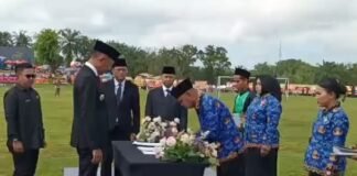 Bupati PALI Asgianto,ST Lantik 1,469 PPPK Di Gelora November Komperta Di Padati Ribuan Pengunjung