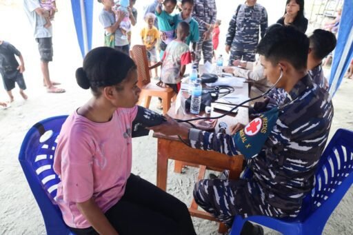 Sentuhan Kemanusiaan Diujung Negeri, Kodaeral X Dan Kemensos Gelar Bakes Gratis Di Yongsu Spari