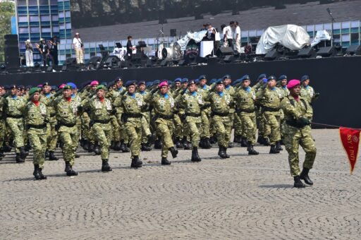 Komandan Kodaeral I Turut Ikuti Upacara Parade Dan Defile Peringatan Puncak HUT Ke-80 TNI Di Monas