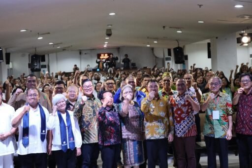 Launching Sekolah Lansia, Wawali Harris Bobihoe : Menjadi Lansia Mandiri, Sejahtera Dan Bahagia