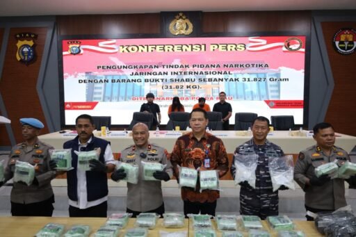 Sinergi Polda Riau dan Lanal Dumai Gagalkan Penyelundupan 30 Kilogram Sabu di Pelabuhan Roro Dumai