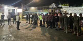 Anggota Kodim 0422/Lampung Barat Bersama Polres Lambar Gelar Patroli Jaga Kondusifitas Wilayah.