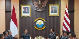 Pangkoarmada II Terima Kunjungan Kerja Laksdya TNI (Purn) Maman Firmansyah