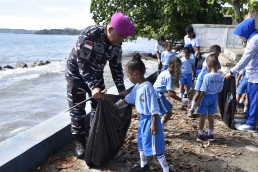 Ceria, Peduli Dan Bermakna, Kodaeral X Warnai Kasih Dalam Rangka HUT Ke-79 Yayasan Hang Tuah
