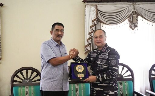 Komandan Kodaeral IX Ambon Ikuti Kegiatan Pengantaran Kajati Maluku