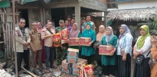 Dengan Sigap Pemerintah Desa Betung Induk Berikan Bantuan Korban Kebakaran