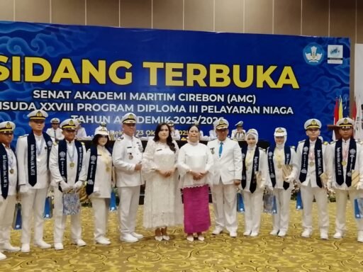 Akademi Maritim (AMC Bekasi) Luluskan Puluhan Pelaut Niaga Profesional dalam Sidang Senat Terbuka