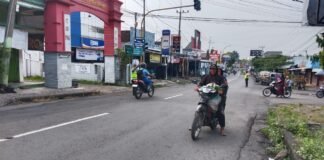 Polsek Ngimbang Secara Rutin Menggelar Kegiatan Commanderwish Pagi di Hari