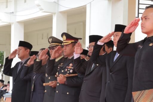 Kapolres Lamongan Hadiri Upacara Peringatan Hari Sumpah Pemuda Ke-97 Tahun 2025.