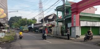 Polsek Ngimbang Secara Rutin Menggelar Kegiatan Commanderwish Di Pagi Hari
