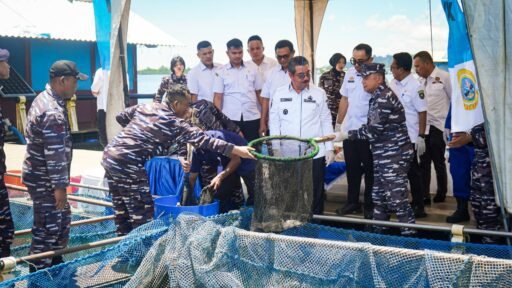 Dukung Program Ketahanan Pangan Nasional, Dankodaeral IX Gelar Panen Ikan Di Keramba Jaring Apung