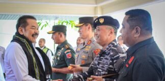 Komandan Kodaeral IX Ambon Ikuti Penyambutan Kunjungan Kerja Jaksa Agung RI di Maluku