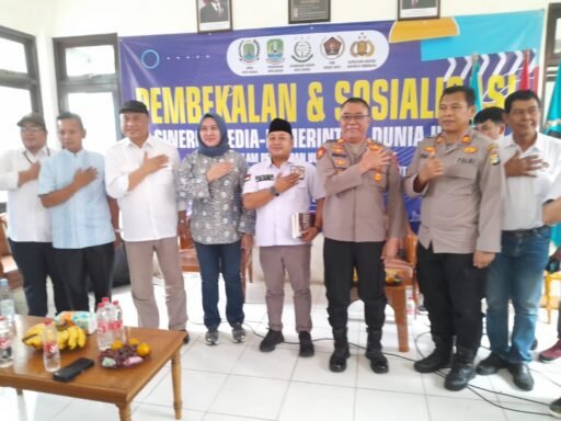 PWI Bekasi Raya Tegakkan Profesionalisme Lewat Pembekalan UU Pers, KIP, dan ITE