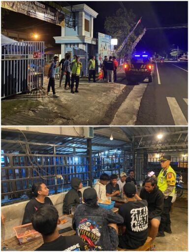Kapolsek Ngimbang Gelar Patroli Mobiling Dan Dialogis Guna Cegah 4C di Malam Hari