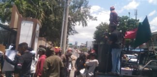 Memperingati Hari Sumpah Pemuda PMKRI Cabang Kupang Gelar Aksi Di Kapolda NTT