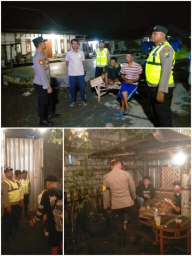 Kapolsek Ngimbang Gelar Patroli Mobiling Dan Dialogis Guna Menjaga Siskamtibmas Di Wil. Ngimbang