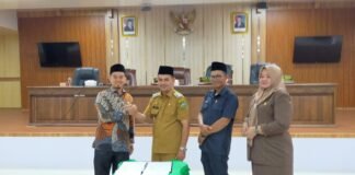 DPRD dan Pemkab Pasaman Teken Nota Kesepakatan KUA– PPAS Perubahan APBD 2025