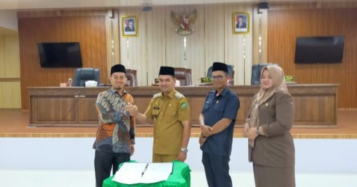 DPRD dan Pemkab Pasaman Teken Nota Kesepakatan KUA– PPAS Perubahan APBD 2025