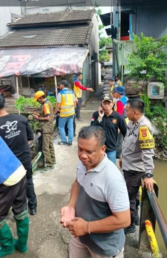 Tanggul Kali Ancar Bocor, Tiga Pilar Kekalik Jaya Gerak Cepat Antisipasi Banjir