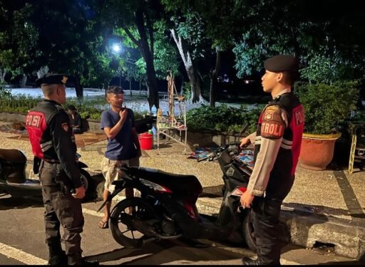 Cegah Balap Liar dan Kejahatan ,Sat Samapta Polresta Mataram Patroli Kamtibmas Jl Udayana