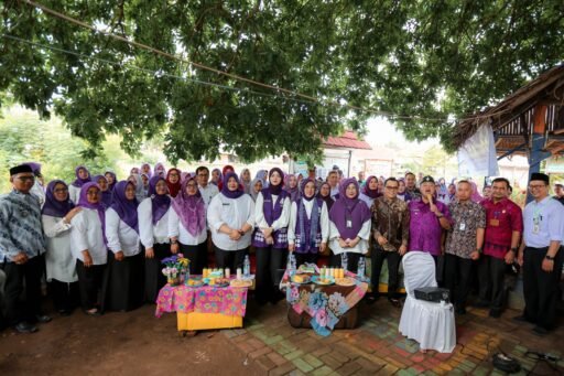 Kunjungi Posyandu Cenderawasih II, Tinawati Andra Soni Apresiasi Kader dan Kolaborasi Masyarakat