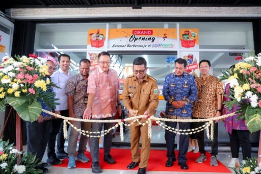 Resmikan Adismart, Gubernur Andra Soni Minta Kopkar Diperkuat di Setiap Perusahaan